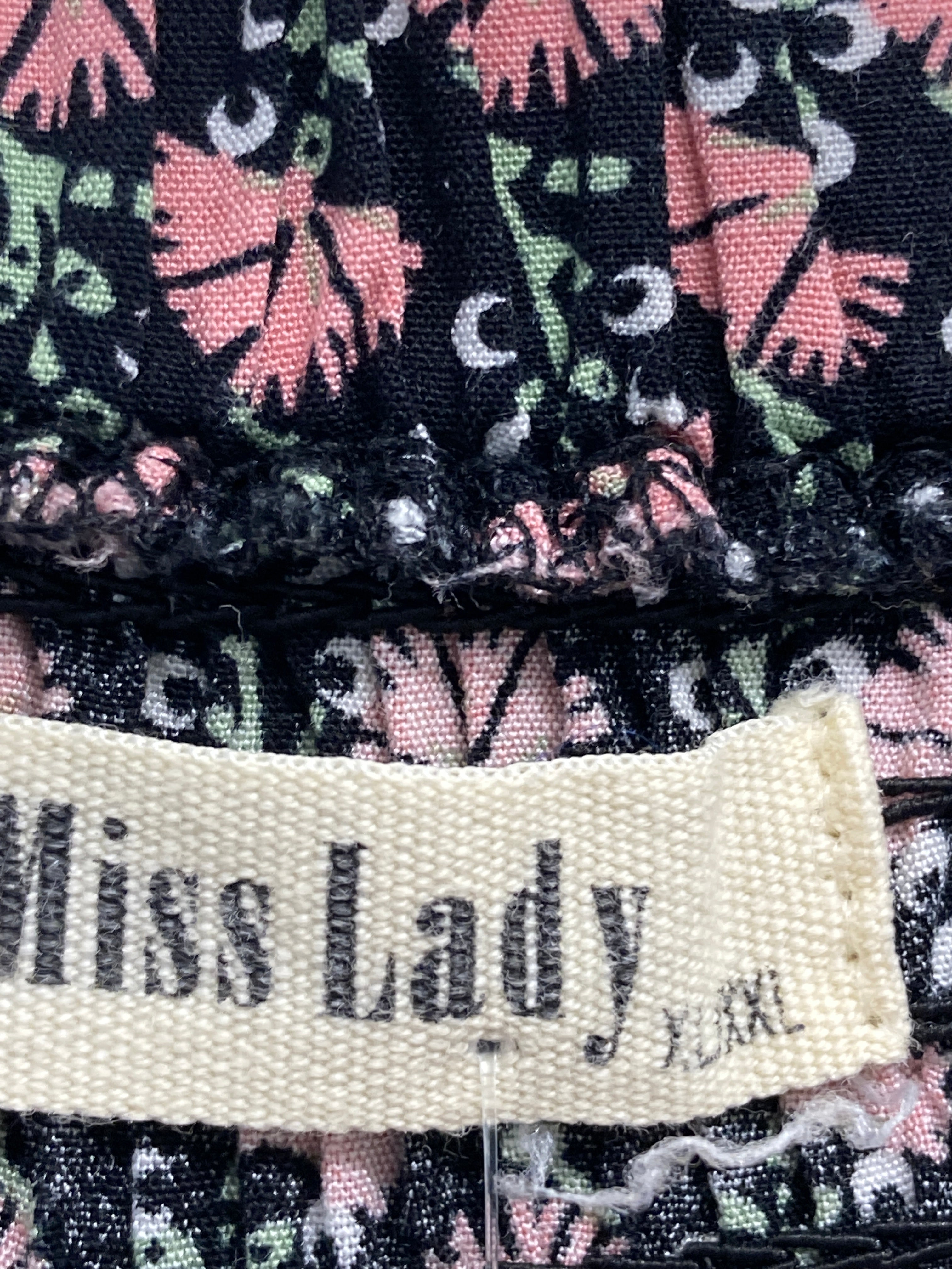 Miss Lady Bukser